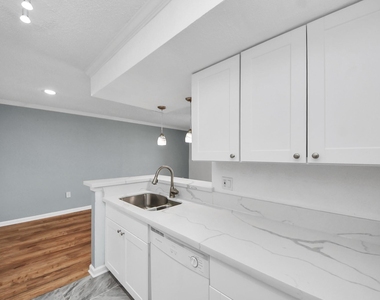 250 El Dorado Boulevard - Photo Thumbnail 8