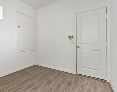 21127 Dolphin Bay Ln - Photo Thumbnail 25
