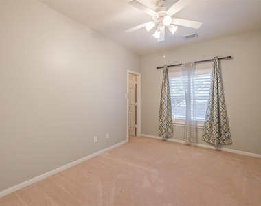 5506 Langhorne Court - Photo Thumbnail 35