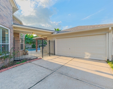5506 Langhorne Court - Photo Thumbnail 47