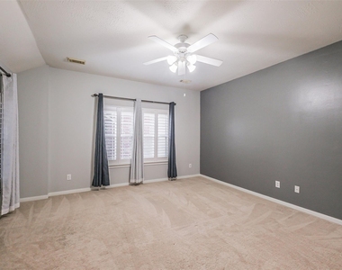 5506 Langhorne Court - Photo Thumbnail 46