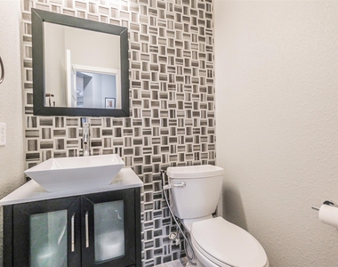 5506 Langhorne Court - Photo Thumbnail 21