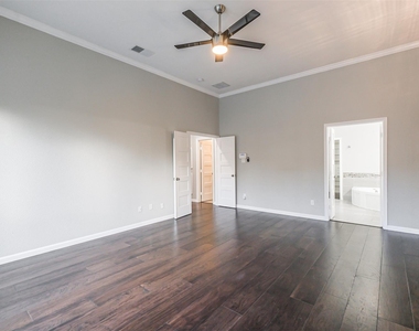 5506 Langhorne Court - Photo Thumbnail 16