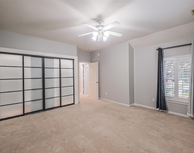 5506 Langhorne Court - Photo Thumbnail 13