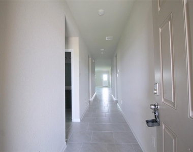 3111 Floral Park Court - Photo Thumbnail 1