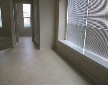 5111 Manorfield Drive - Photo Thumbnail 17