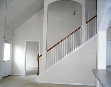5111 Manorfield Drive - Photo Thumbnail 2