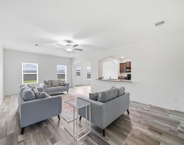 15311 Crescent Brookfield Drive - Photo Thumbnail 2