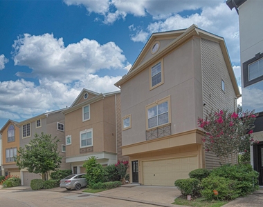 3113 Clearview Circle - Photo Thumbnail 1