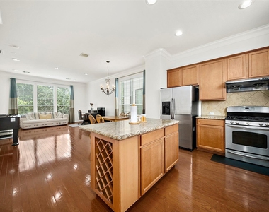 3113 Clearview Circle - Photo Thumbnail 5
