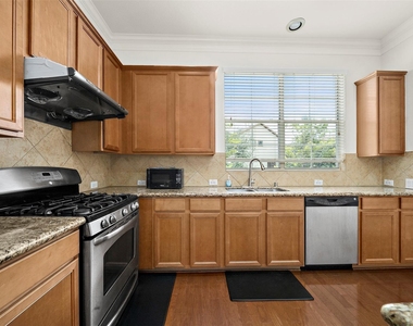 3113 Clearview Circle - Photo Thumbnail 13