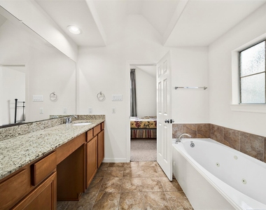 3113 Clearview Circle - Photo Thumbnail 19