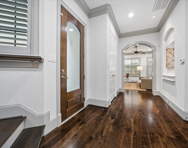 2215 Nantucket Drive - Photo Thumbnail 23