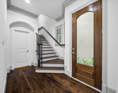 2215 Nantucket Drive - Photo Thumbnail 24