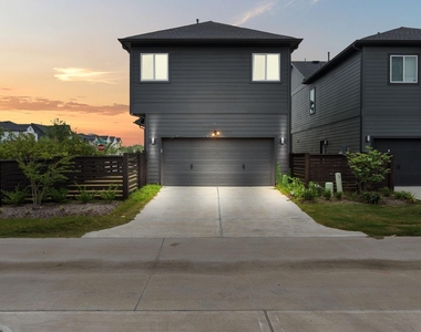 15159 Parkland Canyon Drive - Photo Thumbnail 11