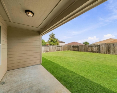 7203 Montclair Peak Lane - Photo Thumbnail 14
