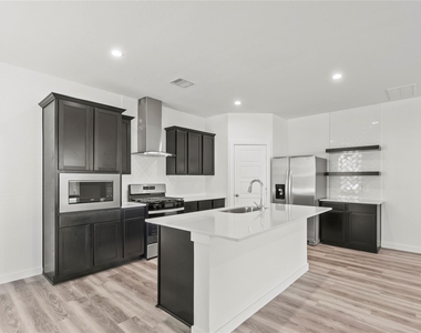 12302 Greenwood Gate Drive - Photo Thumbnail 34