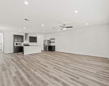 12302 Greenwood Gate Drive - Photo Thumbnail 12