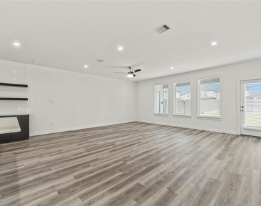 12302 Greenwood Gate Drive - Photo Thumbnail 37