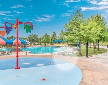 4435 Calvet Forest Drive - Photo Thumbnail 47