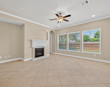 4435 Calvet Forest Drive - Photo Thumbnail 5