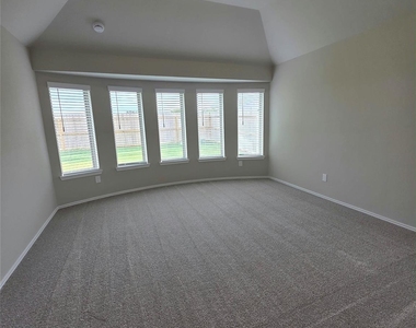 26731 Concord Dawn Drive - Photo Thumbnail 40