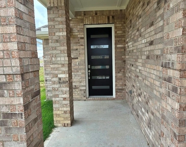 26731 Concord Dawn Drive - Photo Thumbnail 2
