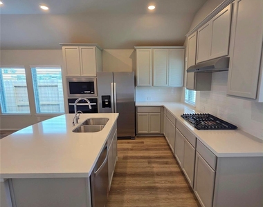 26731 Concord Dawn Drive - Photo Thumbnail 37