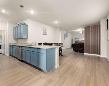 11419 Prairie Walk Drive - Photo Thumbnail 6