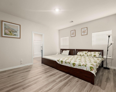 11419 Prairie Walk Drive - Photo Thumbnail 9