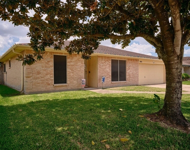 3618 Filmore Lane - Photo Thumbnail 2