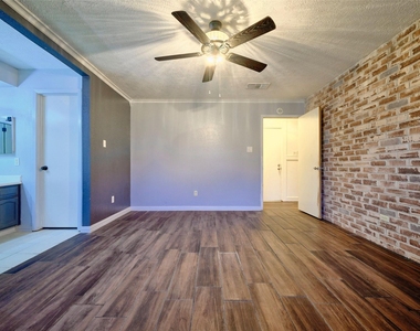 3618 Filmore Lane - Photo Thumbnail 16