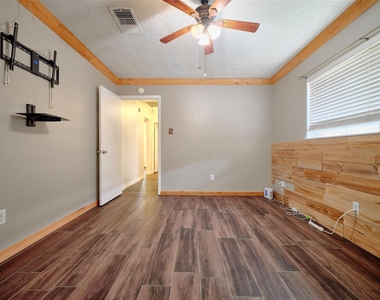 3618 Filmore Lane - Photo Thumbnail 22