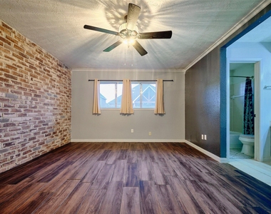 3618 Filmore Lane - Photo Thumbnail 15