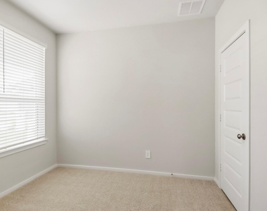 18538 Landing Meadows Lane - Photo Thumbnail 12