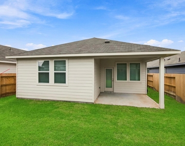 18538 Landing Meadows Lane - Photo Thumbnail 14