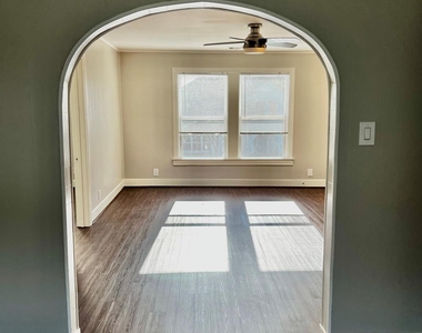 2411 Truxillo Street - Photo Thumbnail 5