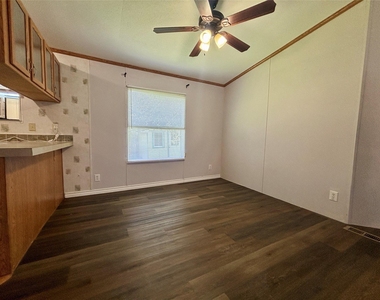 12733 Pecan Tree Court - Photo Thumbnail 9