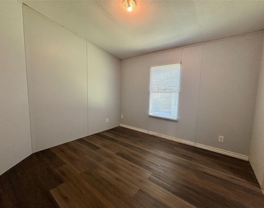 12733 Pecan Tree Court - Photo Thumbnail 16
