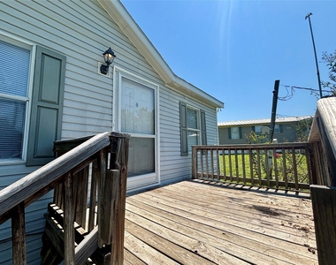 12733 Pecan Tree Court - Photo Thumbnail 2