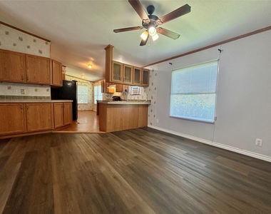 12733 Pecan Tree Court - Photo Thumbnail 8