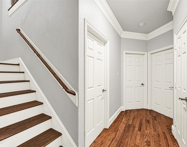 5206 Washington Avenue - Photo Thumbnail 19