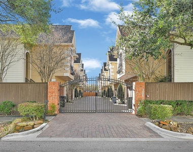 5206 Washington Avenue - Photo Thumbnail 2