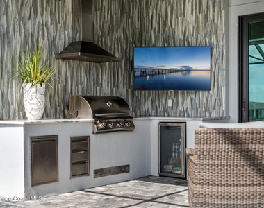 8904 Alister Drive - Photo Thumbnail 58