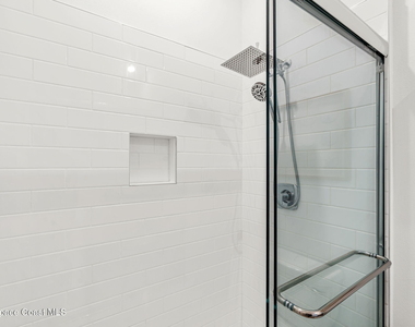 8904 Alister Drive - Photo Thumbnail 45