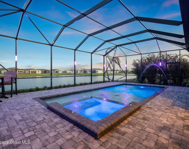 8904 Alister Drive - Photo Thumbnail 2