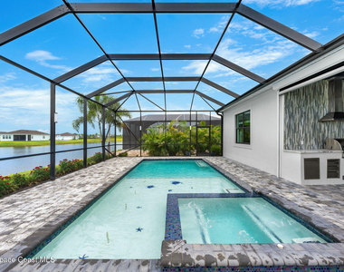8904 Alister Drive - Photo Thumbnail 61
