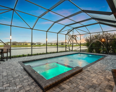 8904 Alister Drive - Photo Thumbnail 60