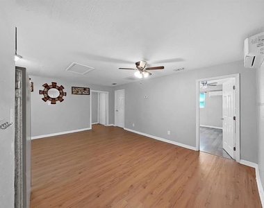 1514 E North Bay Street - Photo Thumbnail 3