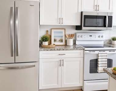 7501 Gallineta Court - Photo Thumbnail 8